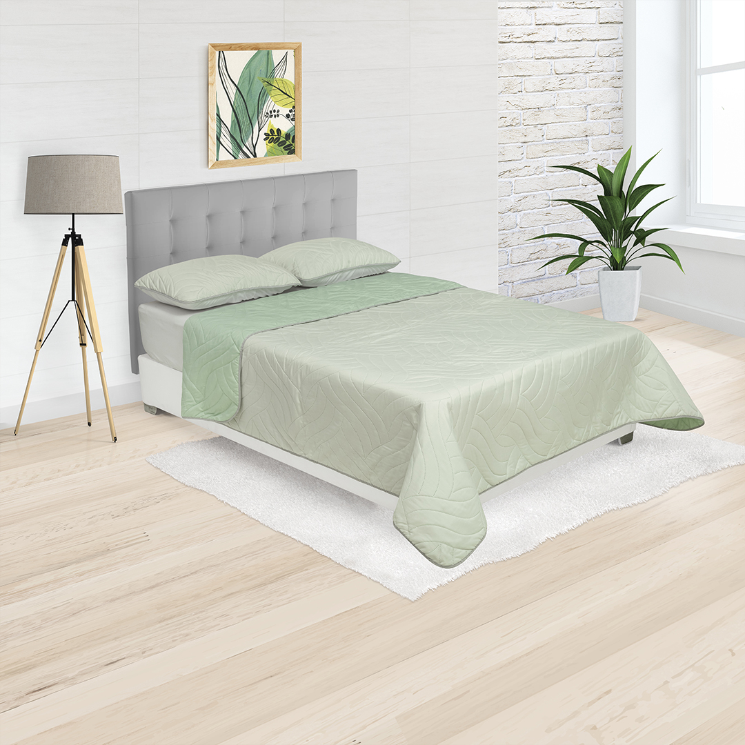 Cubrelecho Doble Faz Termosellado Básico Verde Y Beige De Lujo