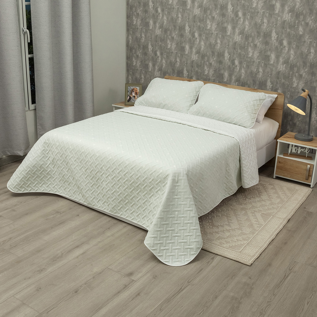 Cubrelecho Termosellado Doble Faz Cotton Sense Dulce Encuentro en Relieve Verde