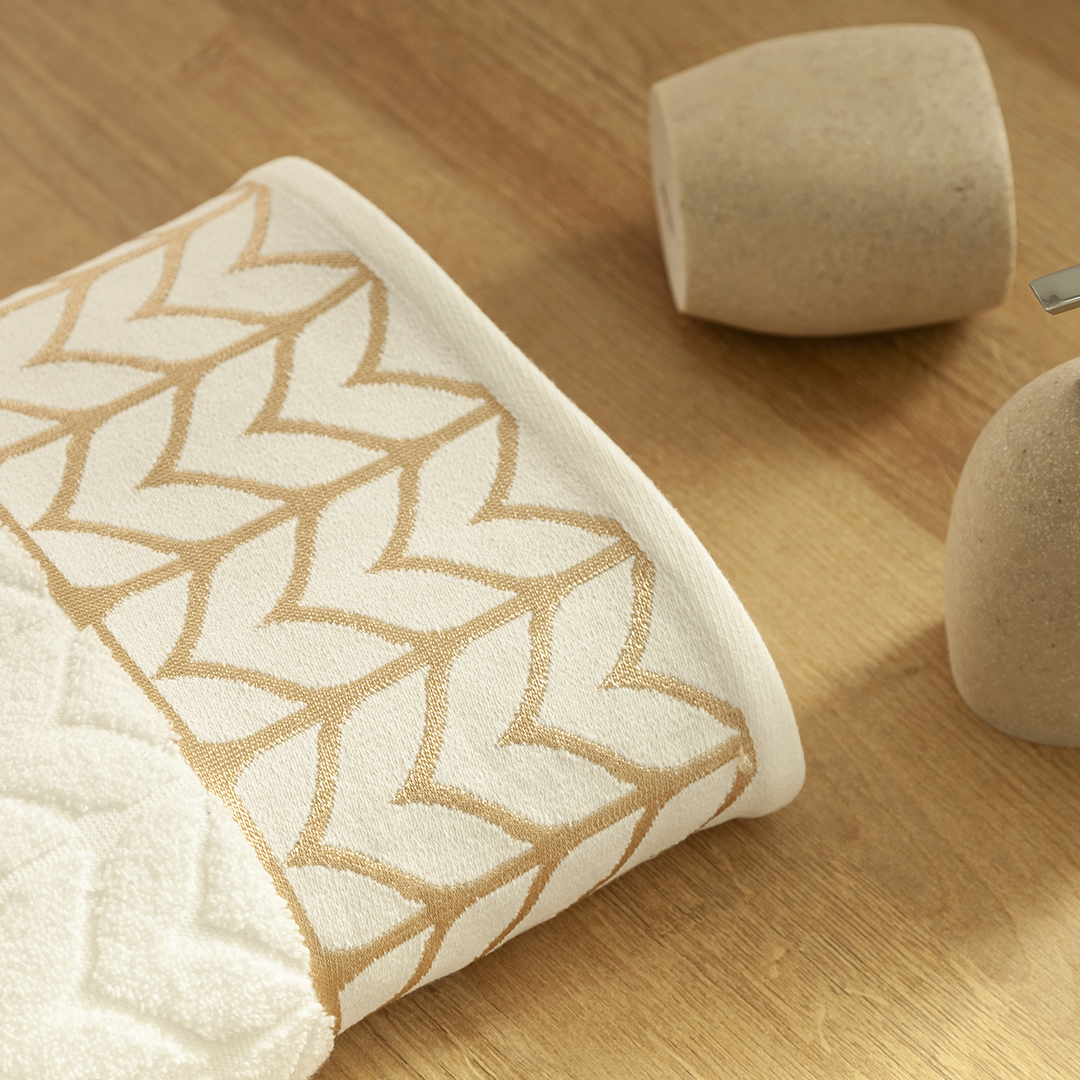 Toalla Roma 550 Gr Dorada