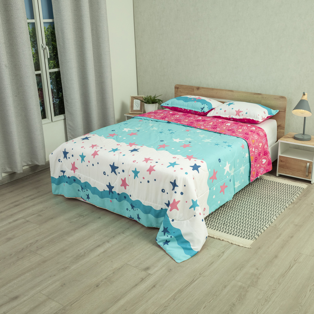 Cubrelecho Semiacolchado Doble Faz Universo Turquesa